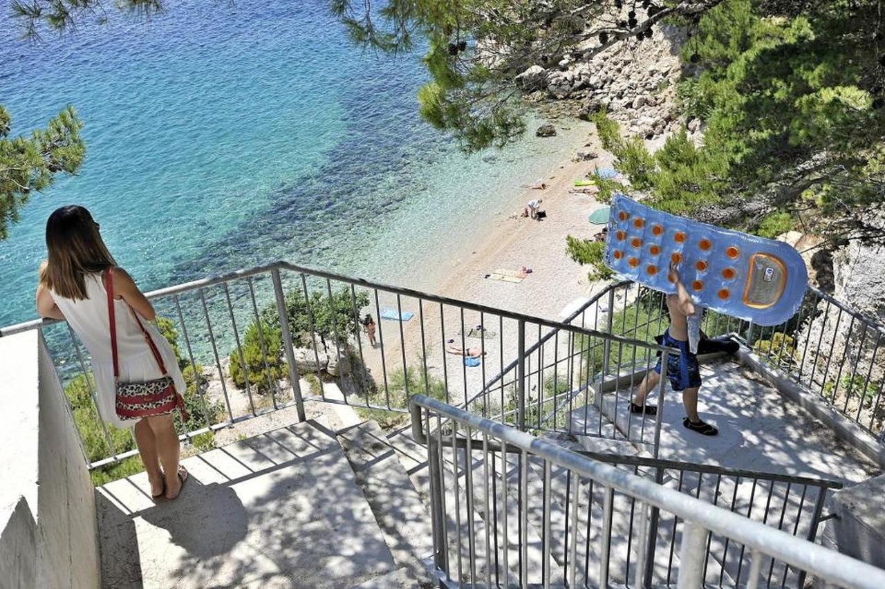 Villa Leoma With Heated Pool Marusici  エクステリア 写真